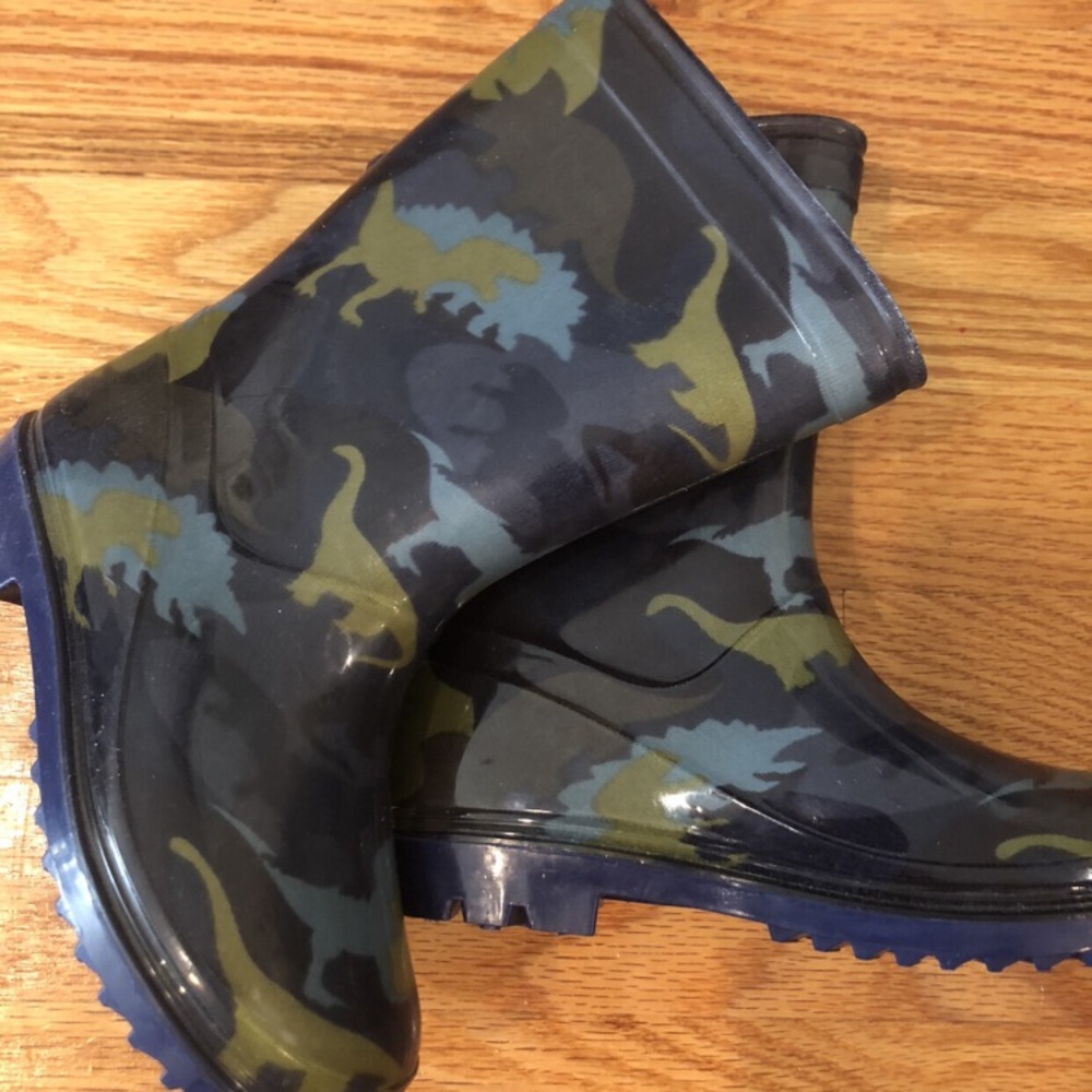 New rain boots